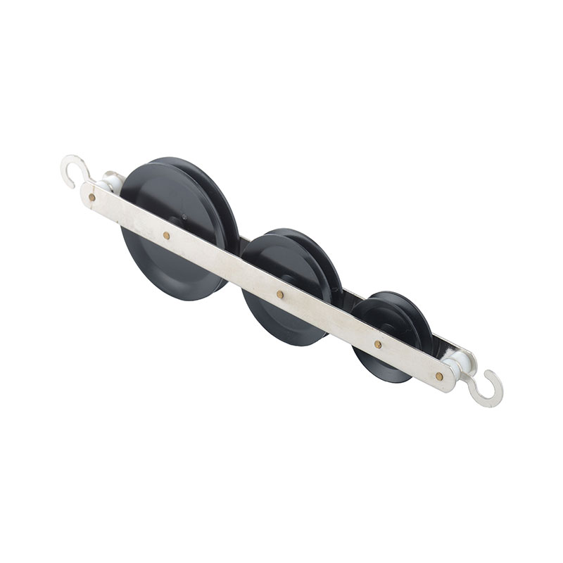 Black tandem pulley